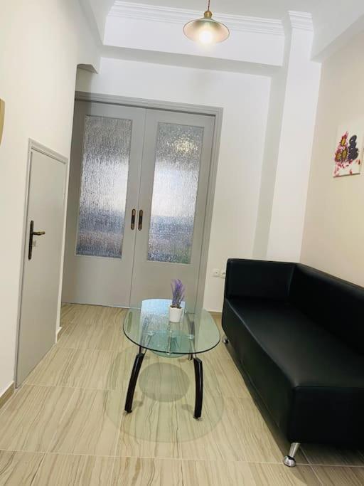 Апартаменти Modern 2Br Near Centre -5Min Wlk Патри Екстер'єр фото